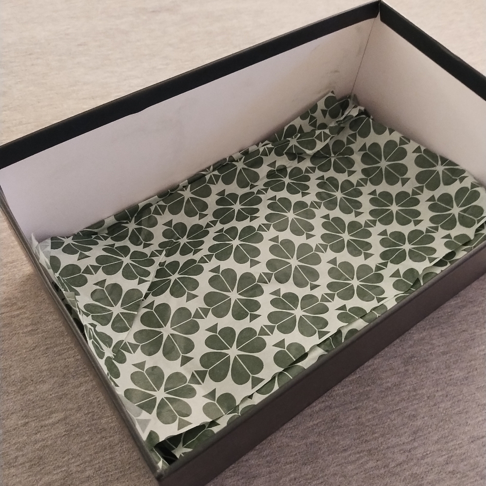 Kate Spade Shoe Box with Kate Spade Tissue Paper - Picture 5 of 16